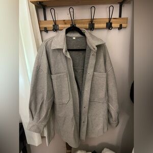 Gray Shacket Women’s Large